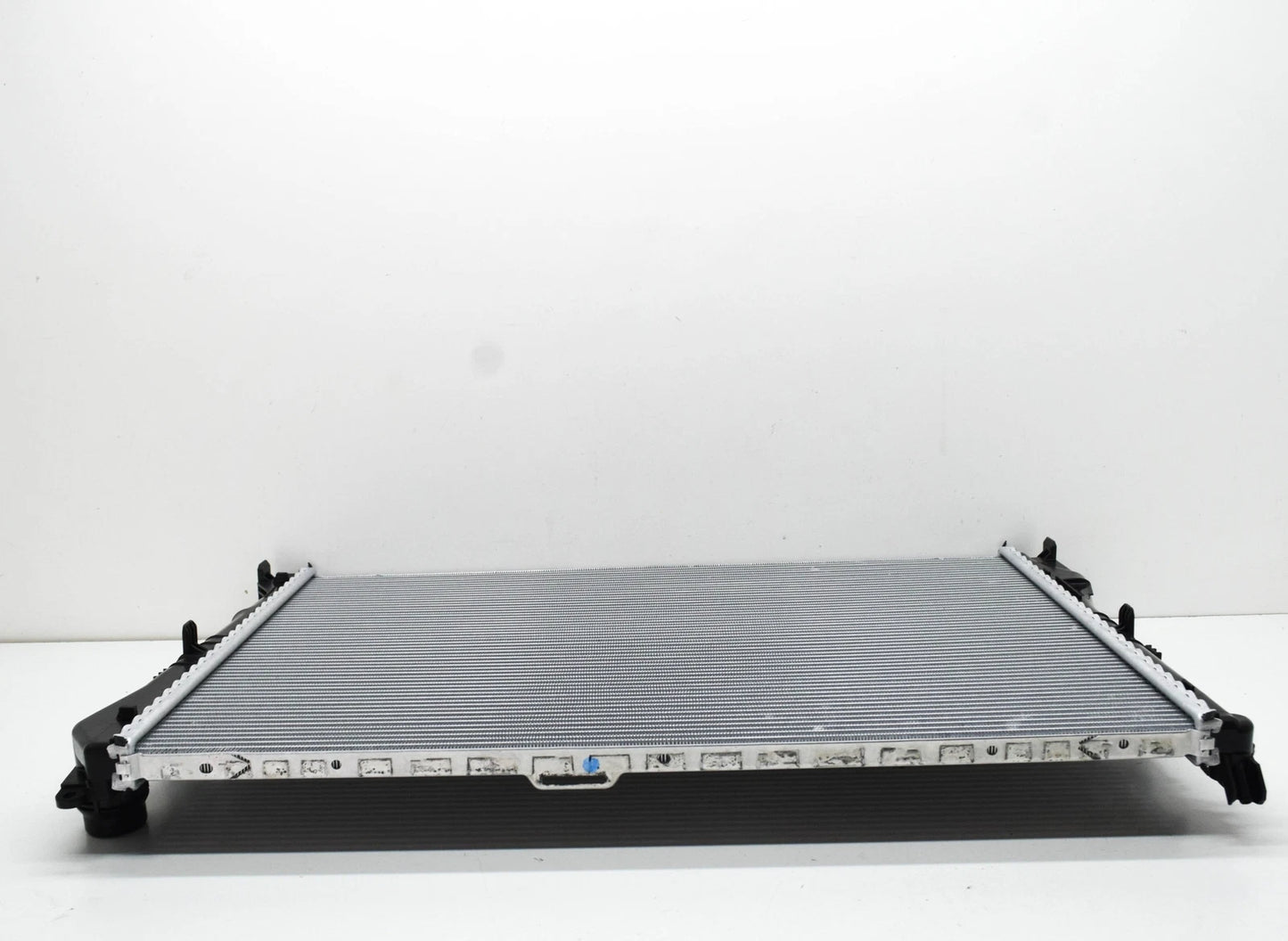 NEW MERCEDES-BENZ C W205 ENGINE COOLANT RADIATOR A0995002203 ORIGINAL