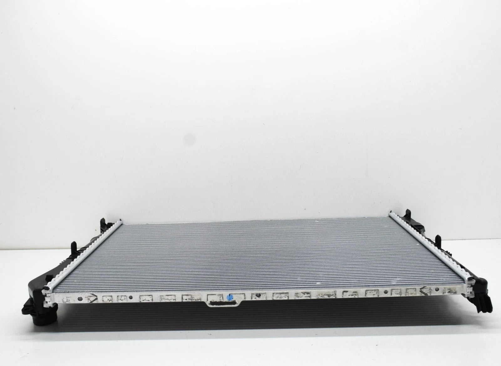 NEW MERCEDES-BENZ C W205 ENGINE COOLANT RADIATOR A0995002203 ORIGINAL