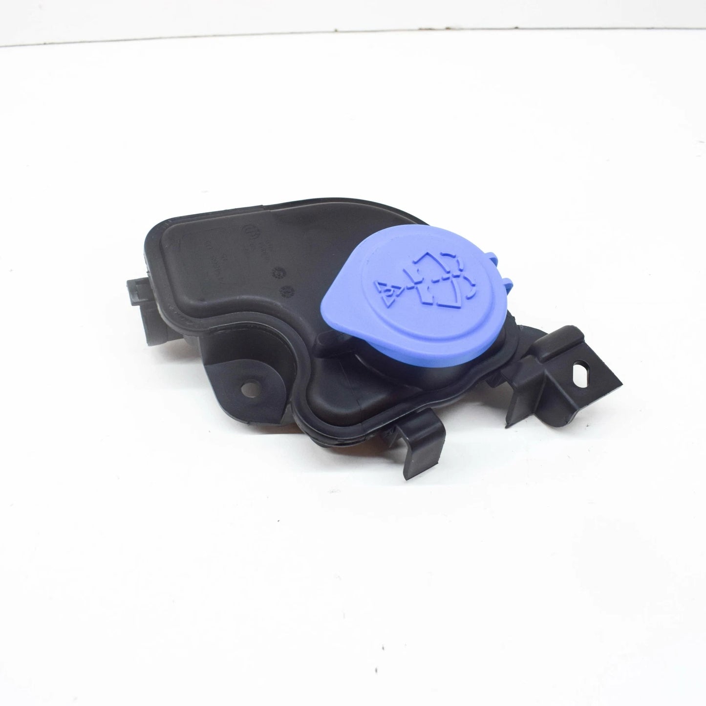 NEW BMW X7 G07 WINDSHIELD TANK CAP TOP COVER FILLING POT 61667434868 ORIGINAL