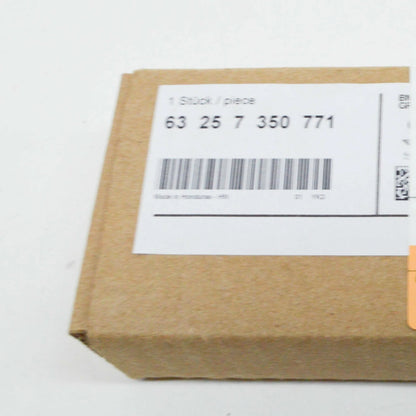 NEW BMW X5 F15 REAR TAILGATE SPRAY NOZZLE WITH HOSE 63257350771 ORIGINAL