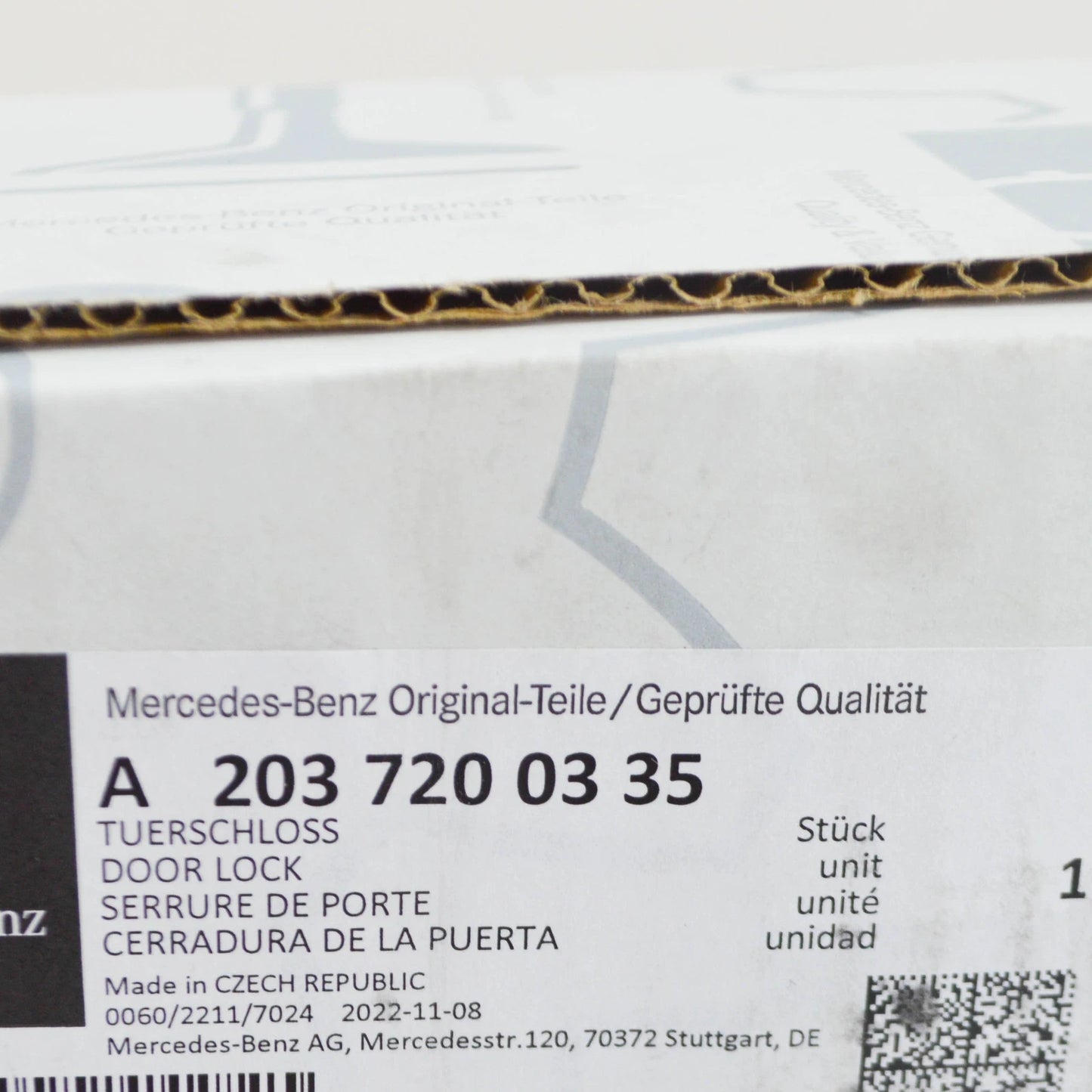 NEW MERCEDES-BENZ C W203 FRONT LEFT DOOR LOCK RHD A2037200335 ORIGINAL