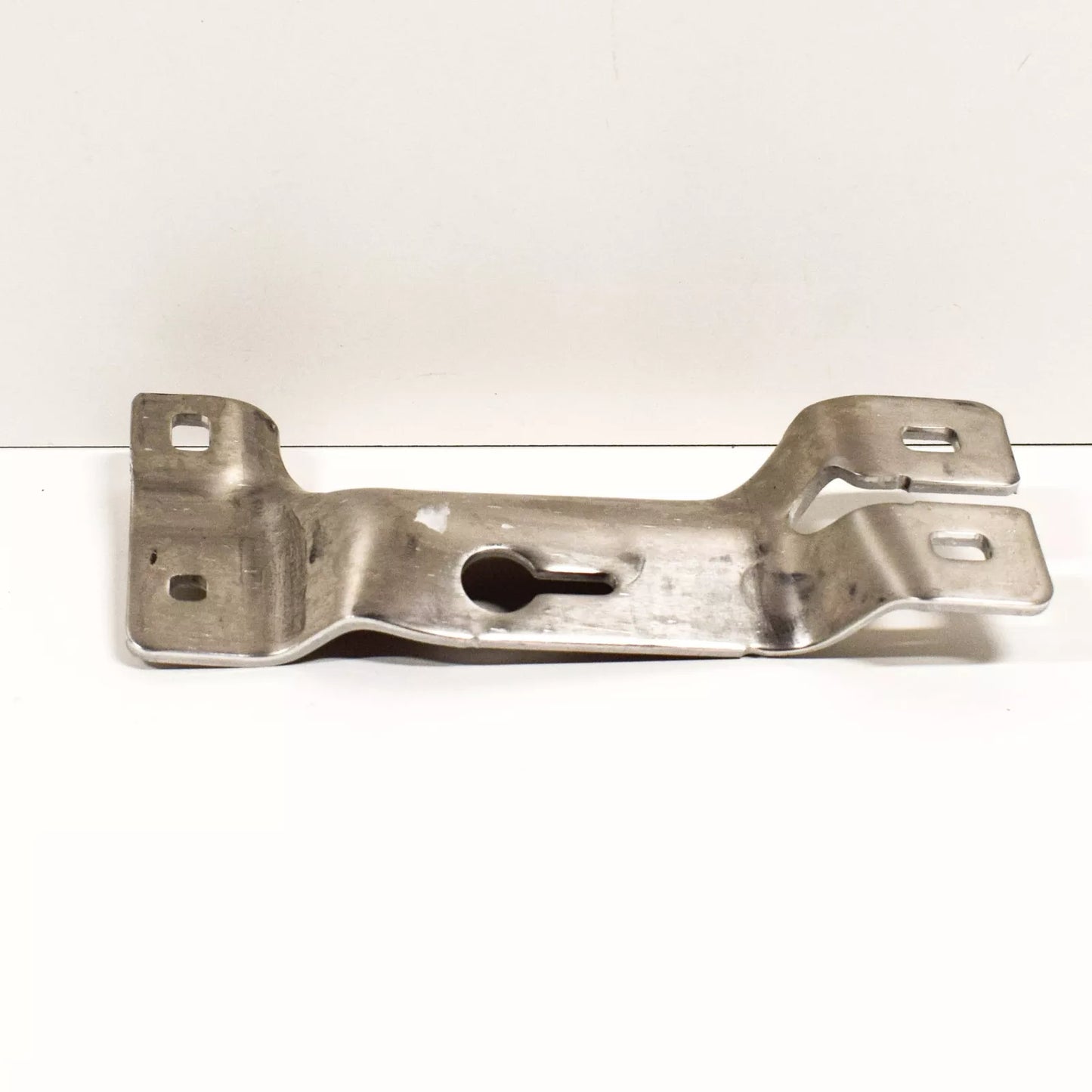 NEW BMW 5 G30 FRONT BUMPER LEFT VERTICAL CONNECTION 51117357179 ORIGINAL