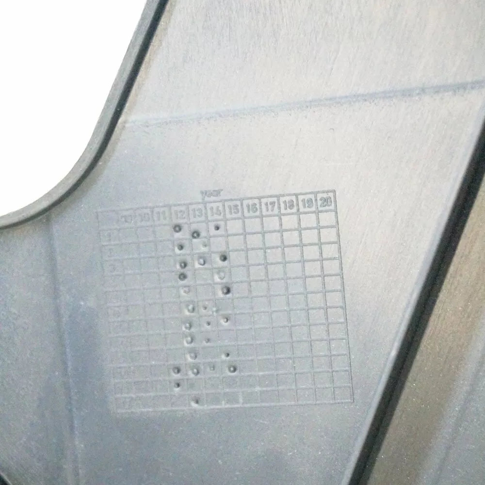 NEW BMW 6 F12 TANK COVER RIGHT SIDE 51757224468 7224468 ORIGINAL