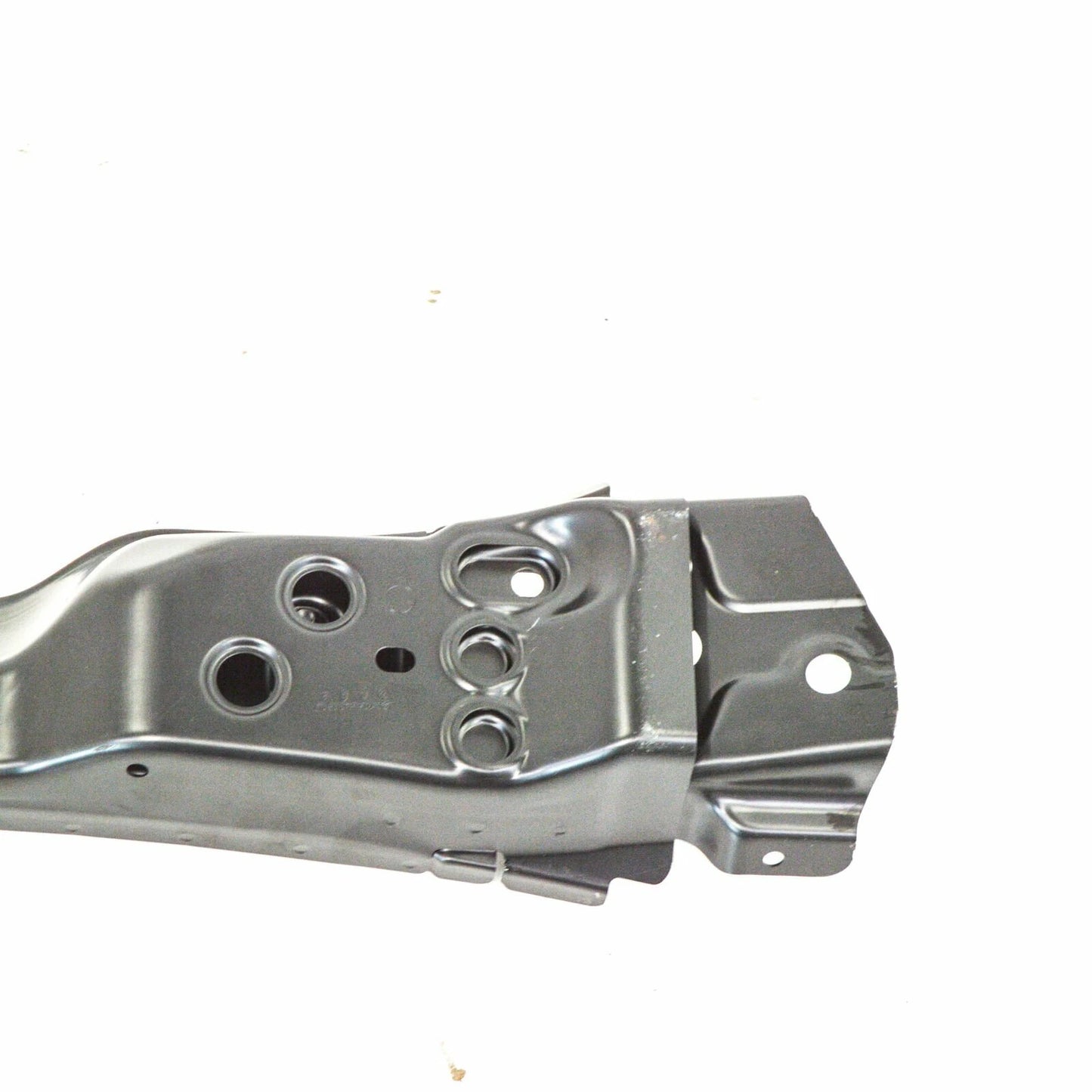 NEW MERCEDES BENZ E C238 REAR SUBFRAME CROSS MEMBER A2056400914 2018