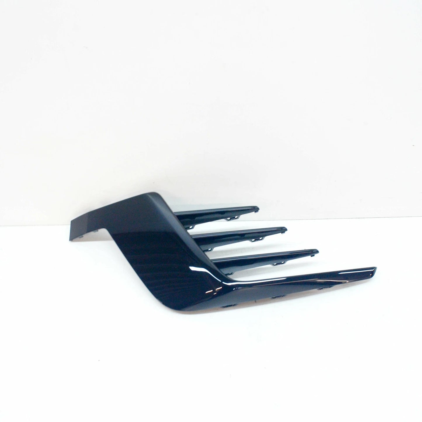 NEW VW GOLF MK7 FRONT BUMPER LEFT VENT GRILLE 5G0807027041 ORIGINAL