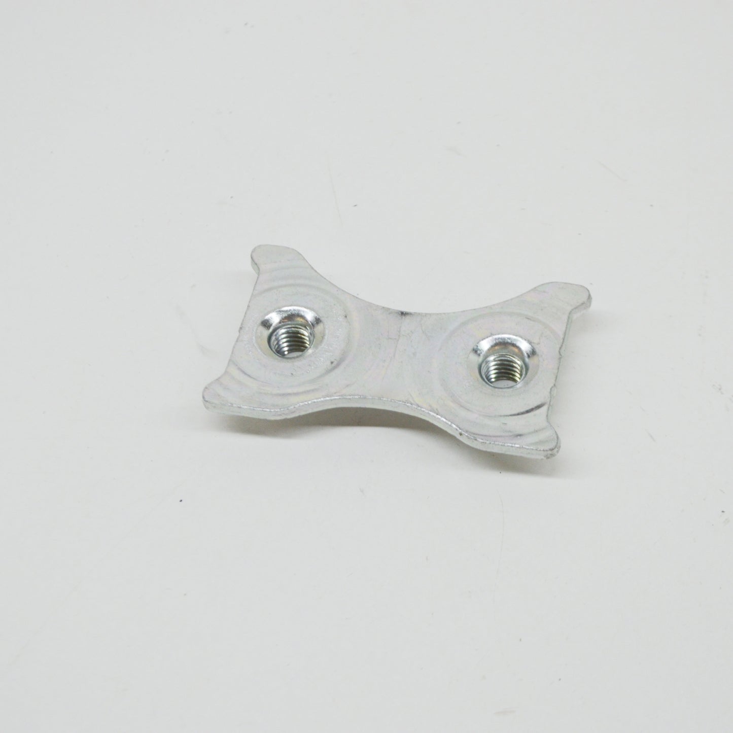 new mb s w222 front lock striker to b-pillar plate a2047230111 original