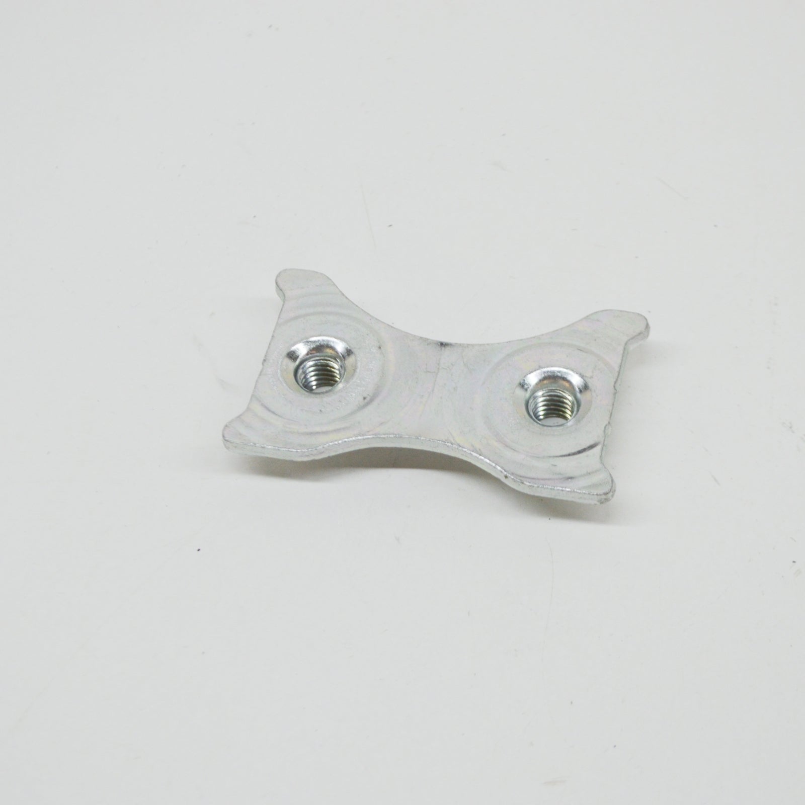 new mb s w222 front lock striker to b-pillar plate a2047230111 original