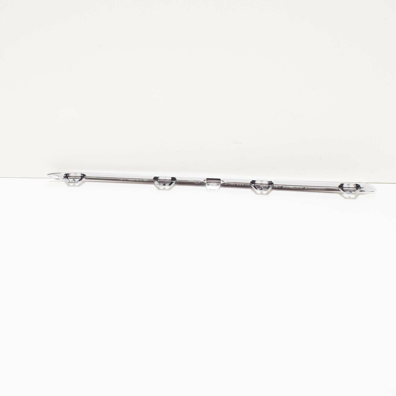 NEW MERCEDES-BENZ GLA X156 FRONT LEFT LOWER GRILLE TRIM A1568851121 ORIGINAL