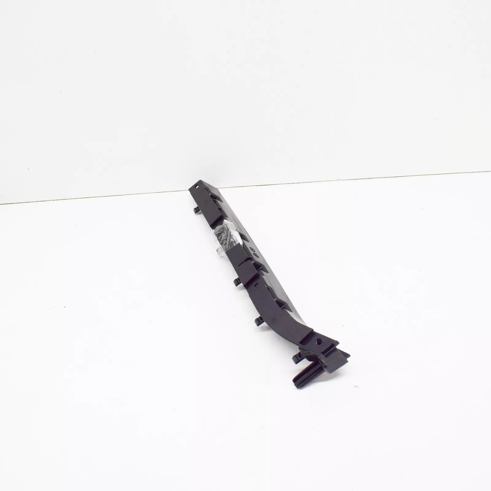 NEW AUDI R8 4S REAR LEFT INNER BUMPER CLOSING ELEMENT 4S0807119A