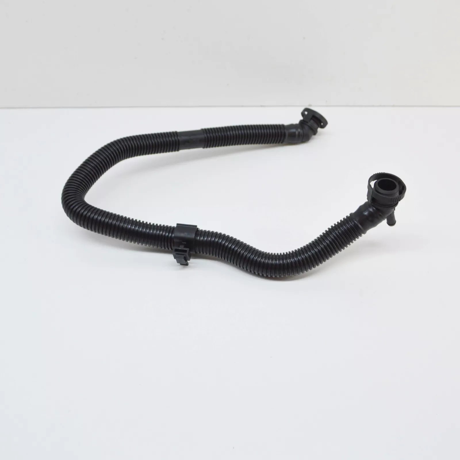 NEW VOLKSWAGEN TRANSPORTER T5 SECONDARY AIR PUMP HOSE 06A131127AB