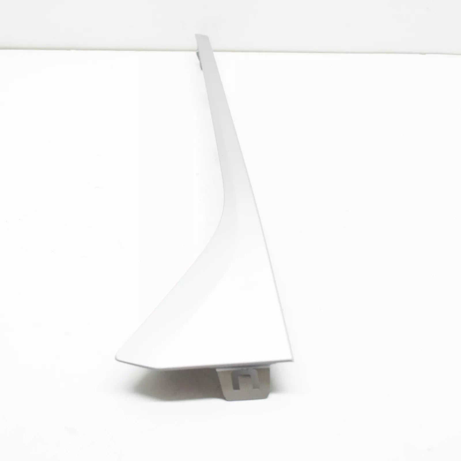 NEW BMW X1 F48 FRONT RIGHT GRILLE SIDE TRIM 7954258 51117954258 ORIGINAL