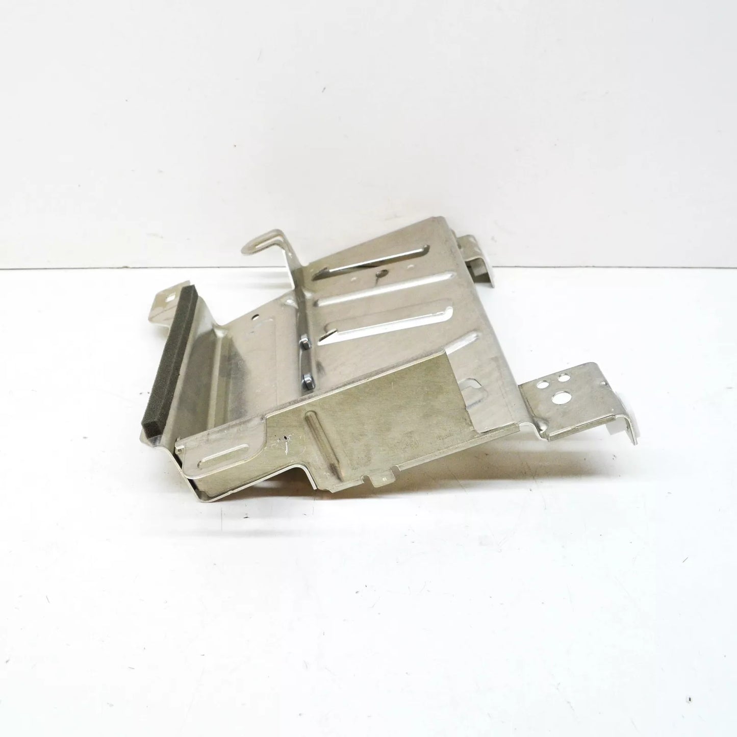 NEW BMW 5 G30 RADIO AMPLIFIER BRACKET HOLDER 65159367949 ORIGINAL