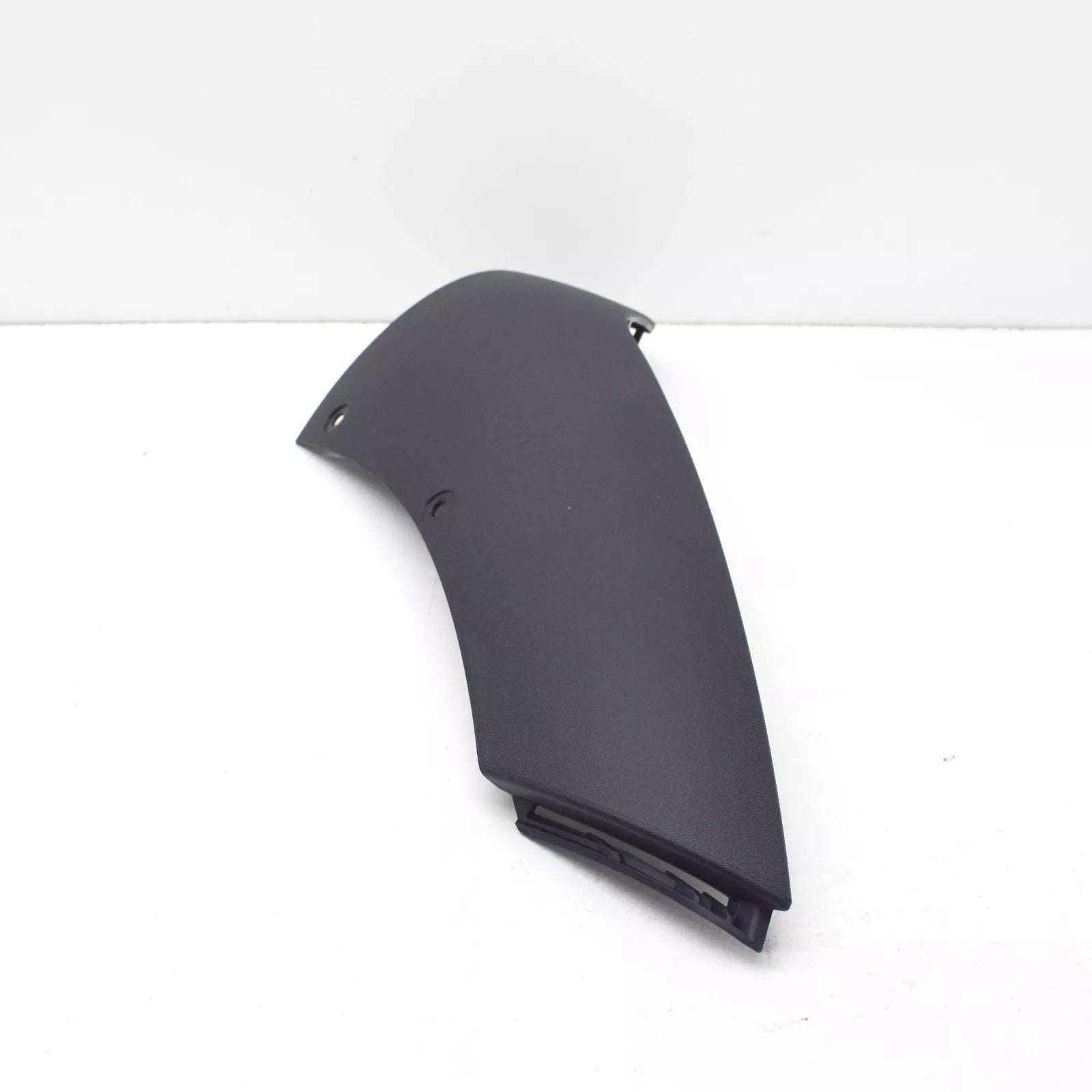 NEW MERCEDES-BENZ GLA H247 FRONT BUMPER RIGHT LOWER TRIM A2478850604