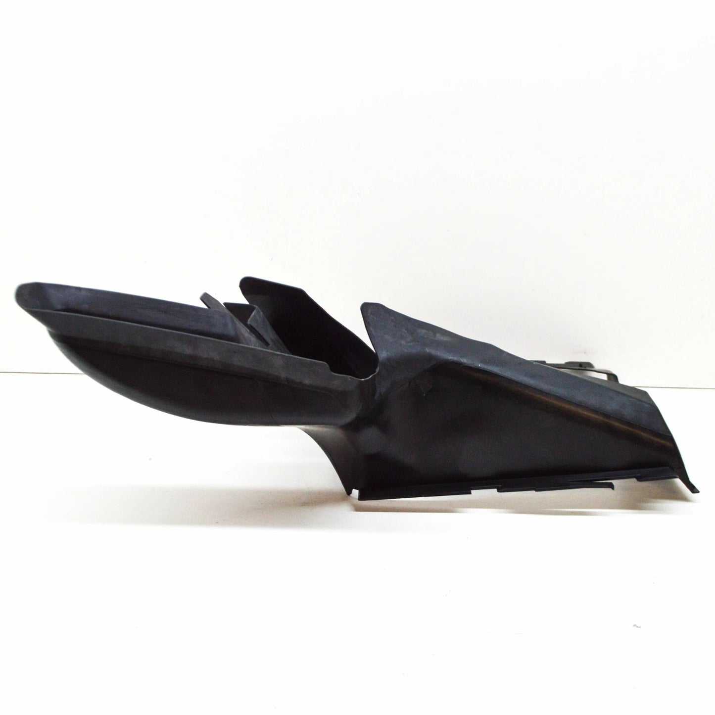 NEW AUDI Q7 4L LEFT RADIATOR AIR GUIDE 4L0117335F