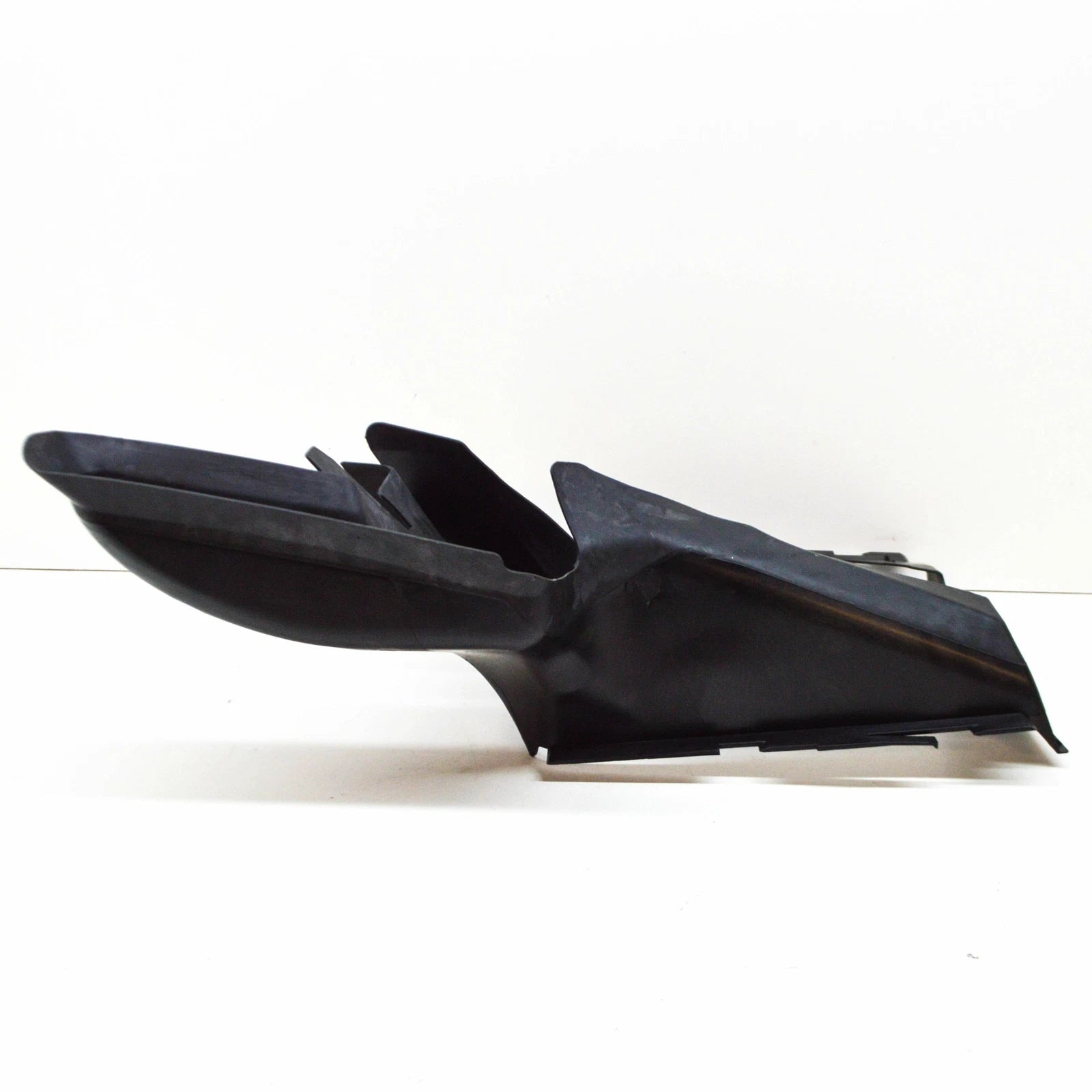 NEW AUDI Q7 4L LEFT RADIATOR AIR GUIDE 4L0117335F