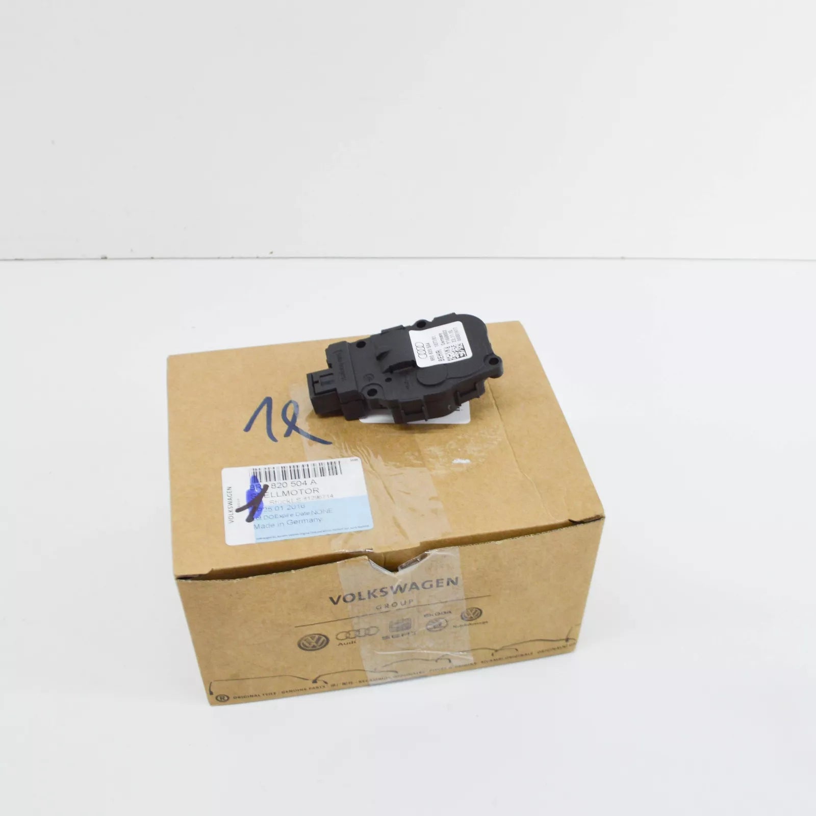 NEW AUDI A8 D4 A/C UPPER HEATER FLAPER MOTOR 8R0820504A ORIGINAL