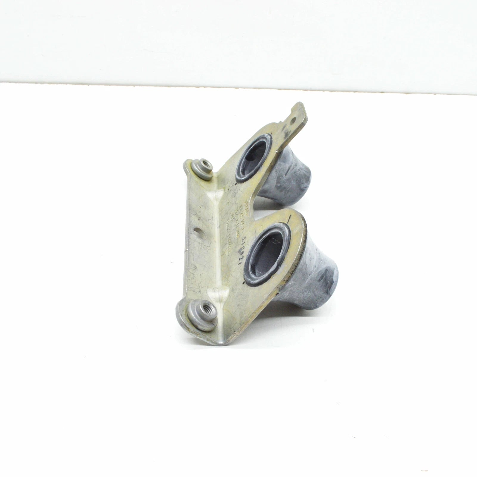 NEW VW V T5 FLATBED 7JD, 7JE, FRONT EXHAUST RUBBER MOUNT 7E0253144J ORIGINAL