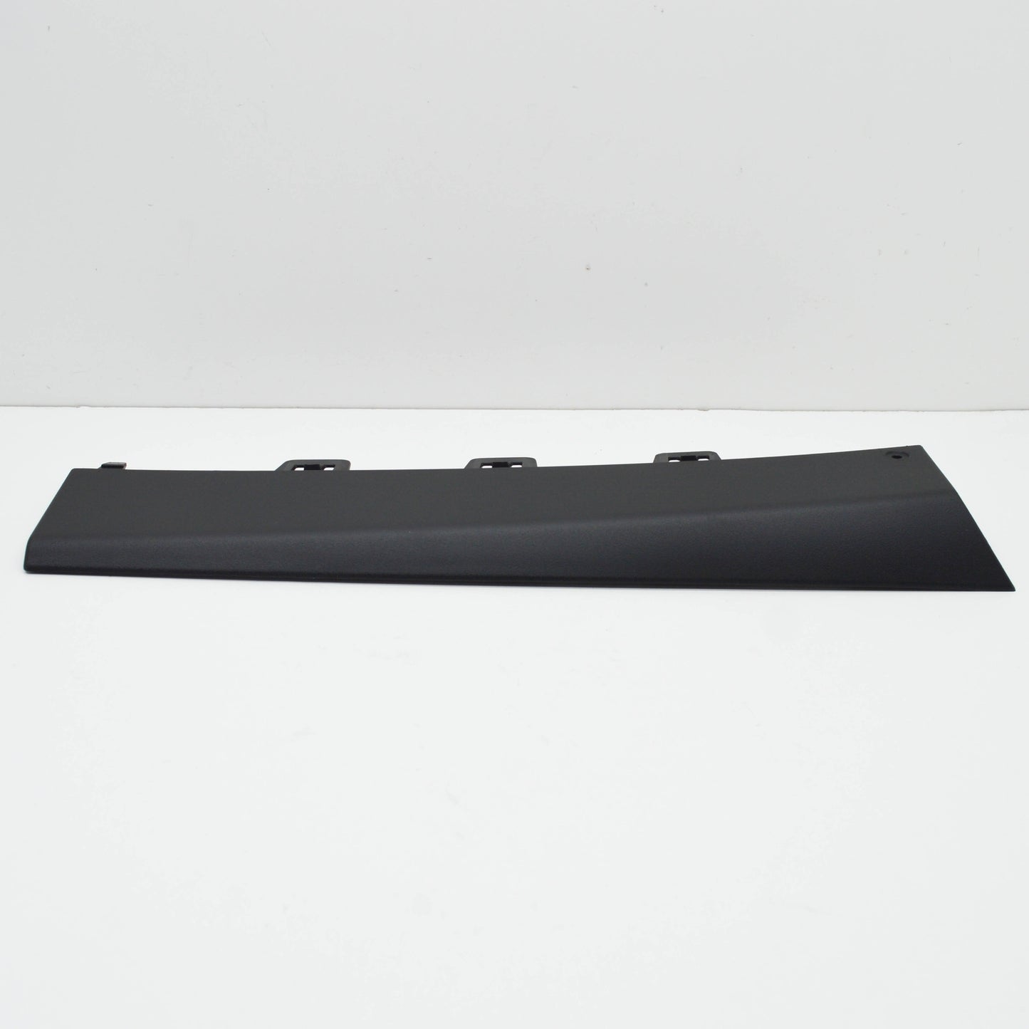 NEW MB E W213 REAR BUMPER BOTTOM LATERAL TRIM RIGHT A2138857402 ORIGINAL