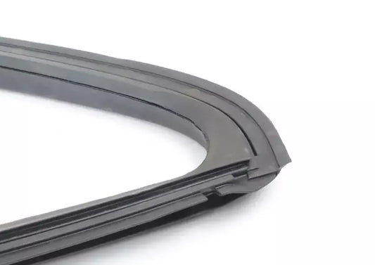 NEW BMW 3 COUPE E30 REAR LEFT FIXED SIDE WINDOW SEALING 51361888325 ORIGINAL