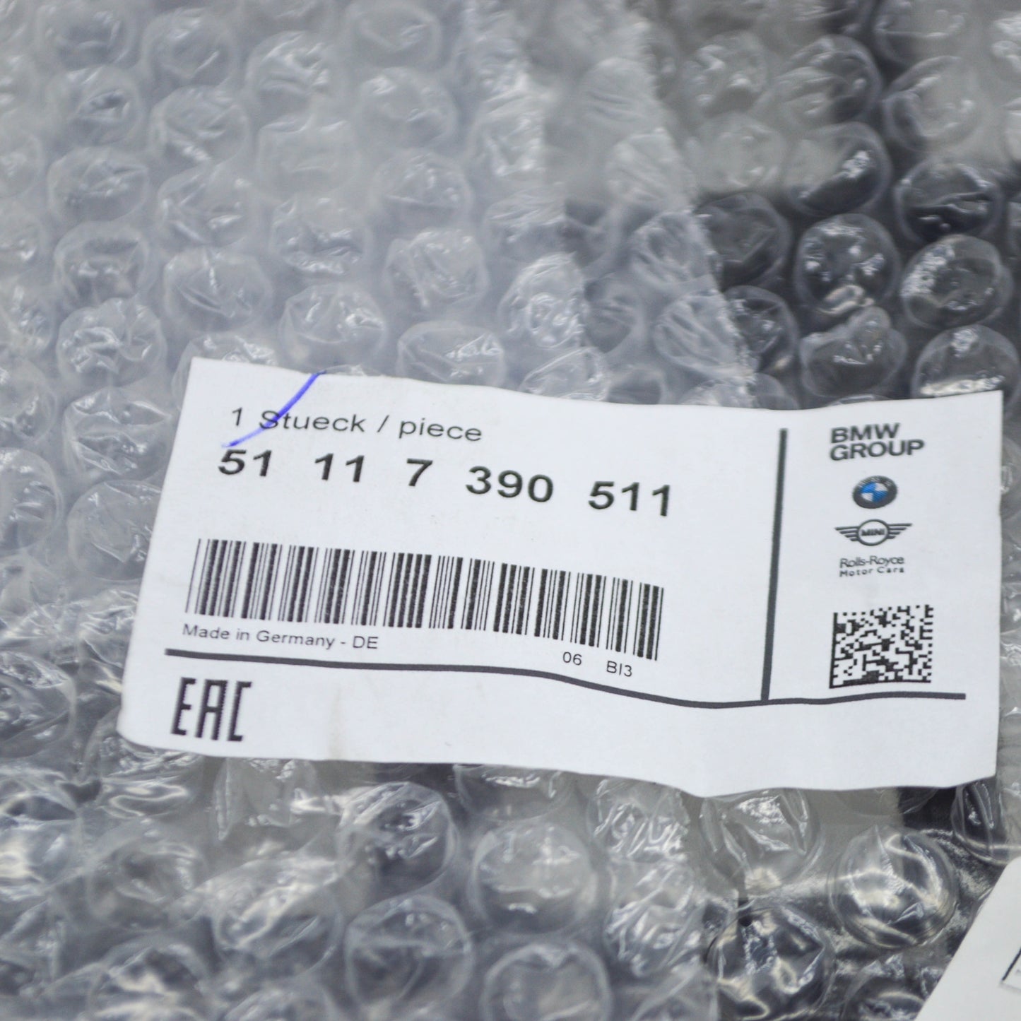 new mini countryman f60 front bumper lower center grille 51117390511 original
