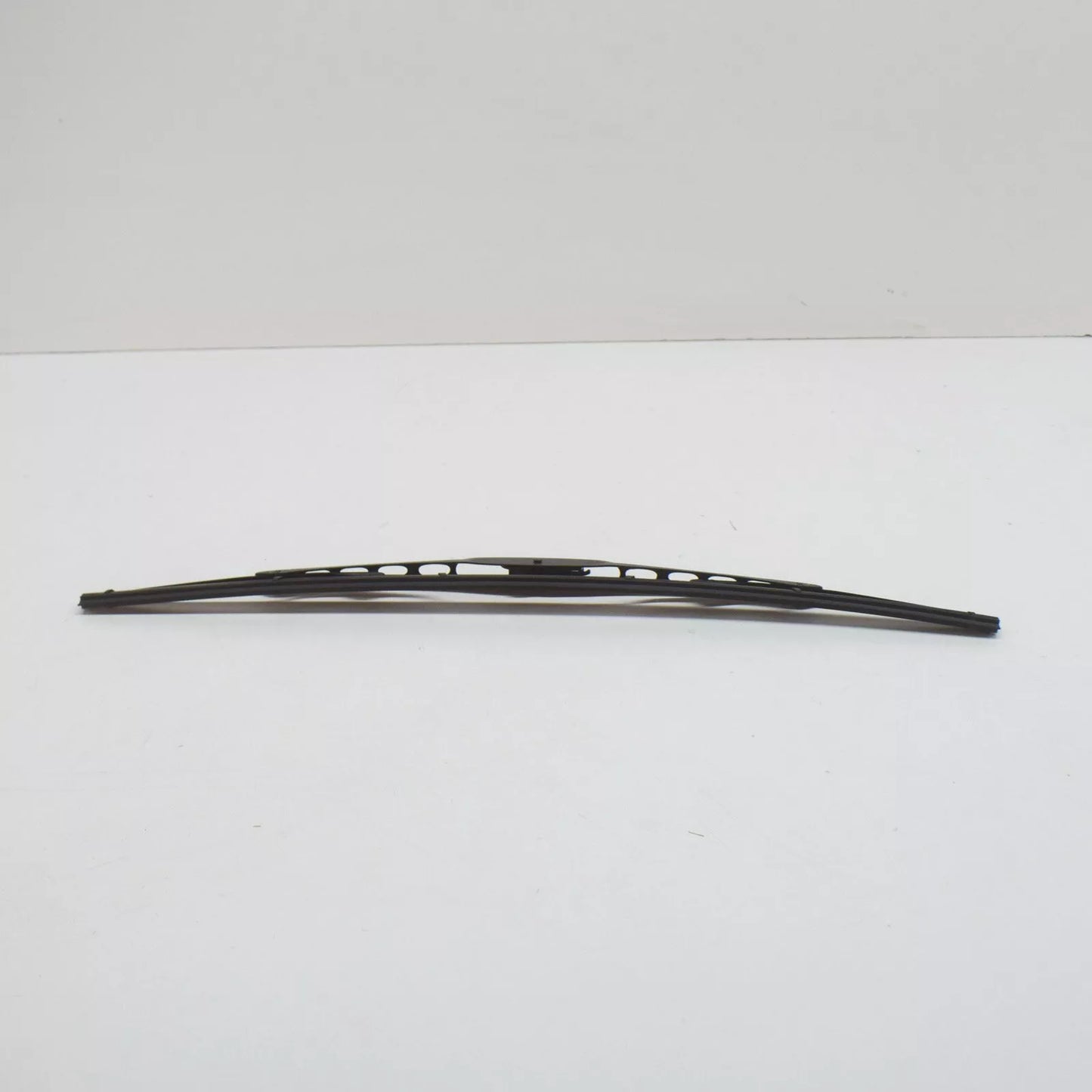 NEW VW BORA 1J6 FRONT WINDSCREEN WIPER BLADES 1J0998003