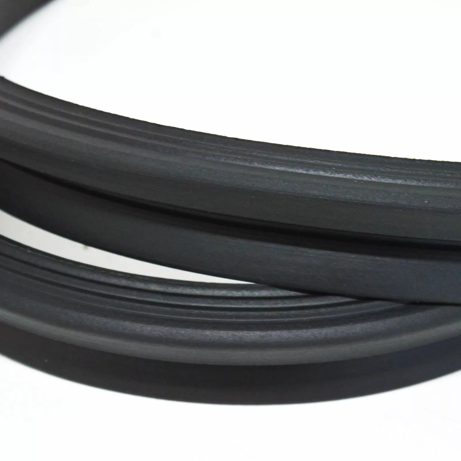 NEW BMW 6 E24 FRONT LEFT DOOR WEATHERSTRIP 51211843923 1843923