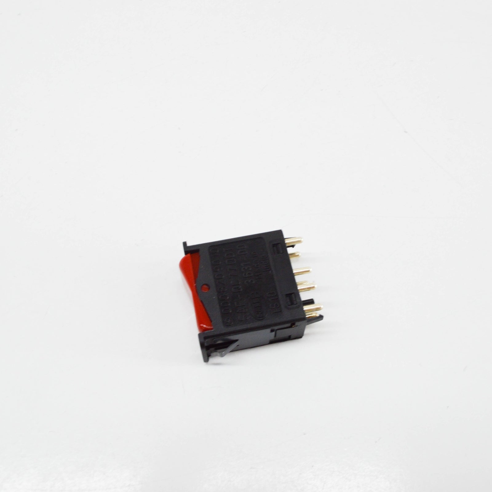 NEW MERCEDES-BENZ 190 W201 HAZARD SWITCH BUTTON A0008209010 ORIGINAL