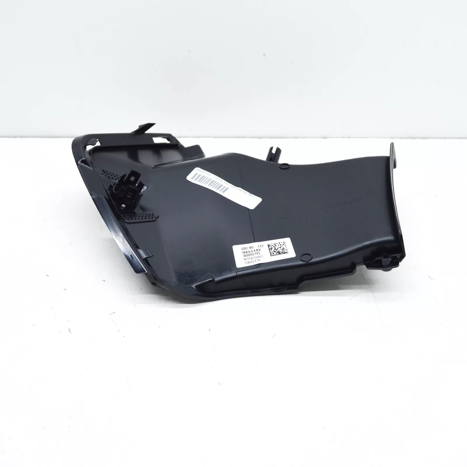 NEW BMW X3 G01 FRONT RIGHT AIR CURTAIN 51115A313A9 ORIGINAL