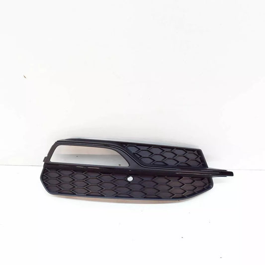 NEW AUDI A3 8PA FRONT BUMPER RIGHT SIDE GRILLE 8V3807682G 9B9