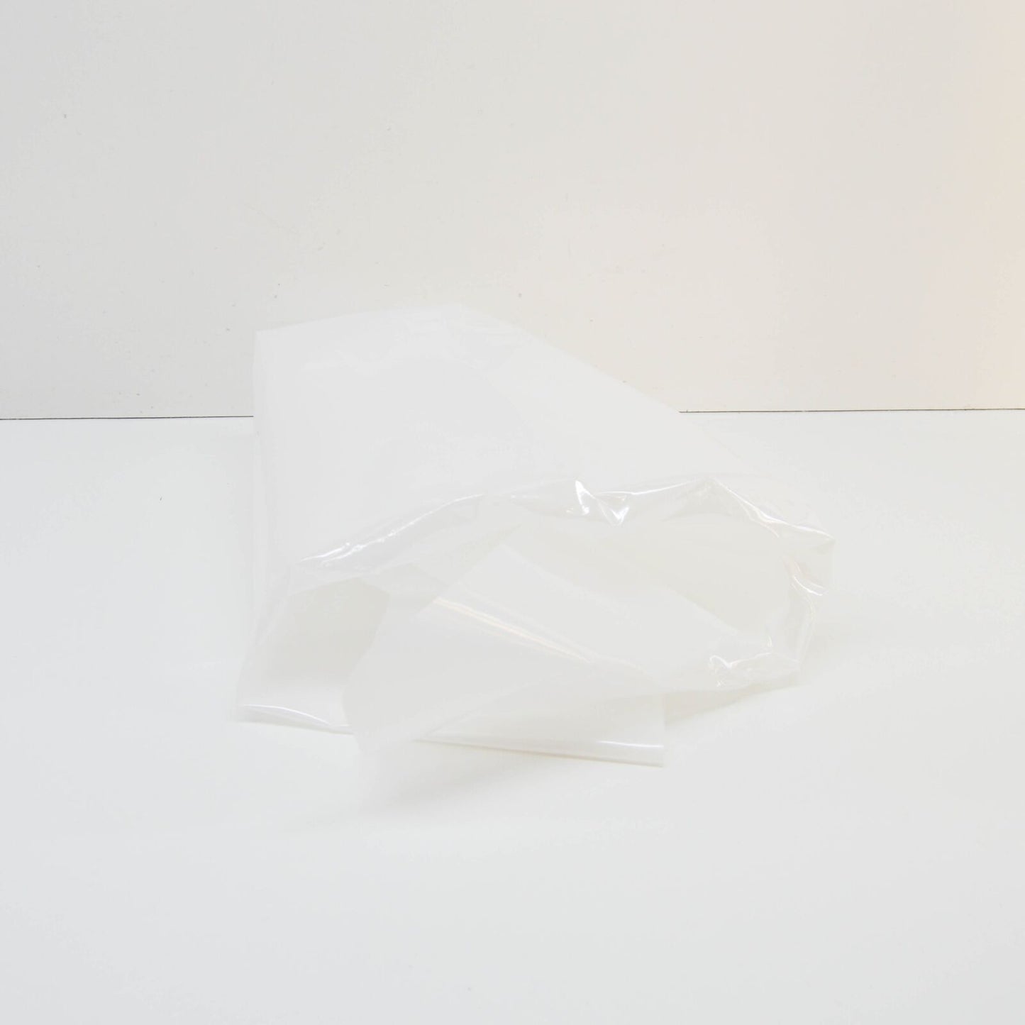 NEW MERCEDES-BENZ G W463 FRONT LEFT DOOR SEAL A4637270530 ORIGINAL