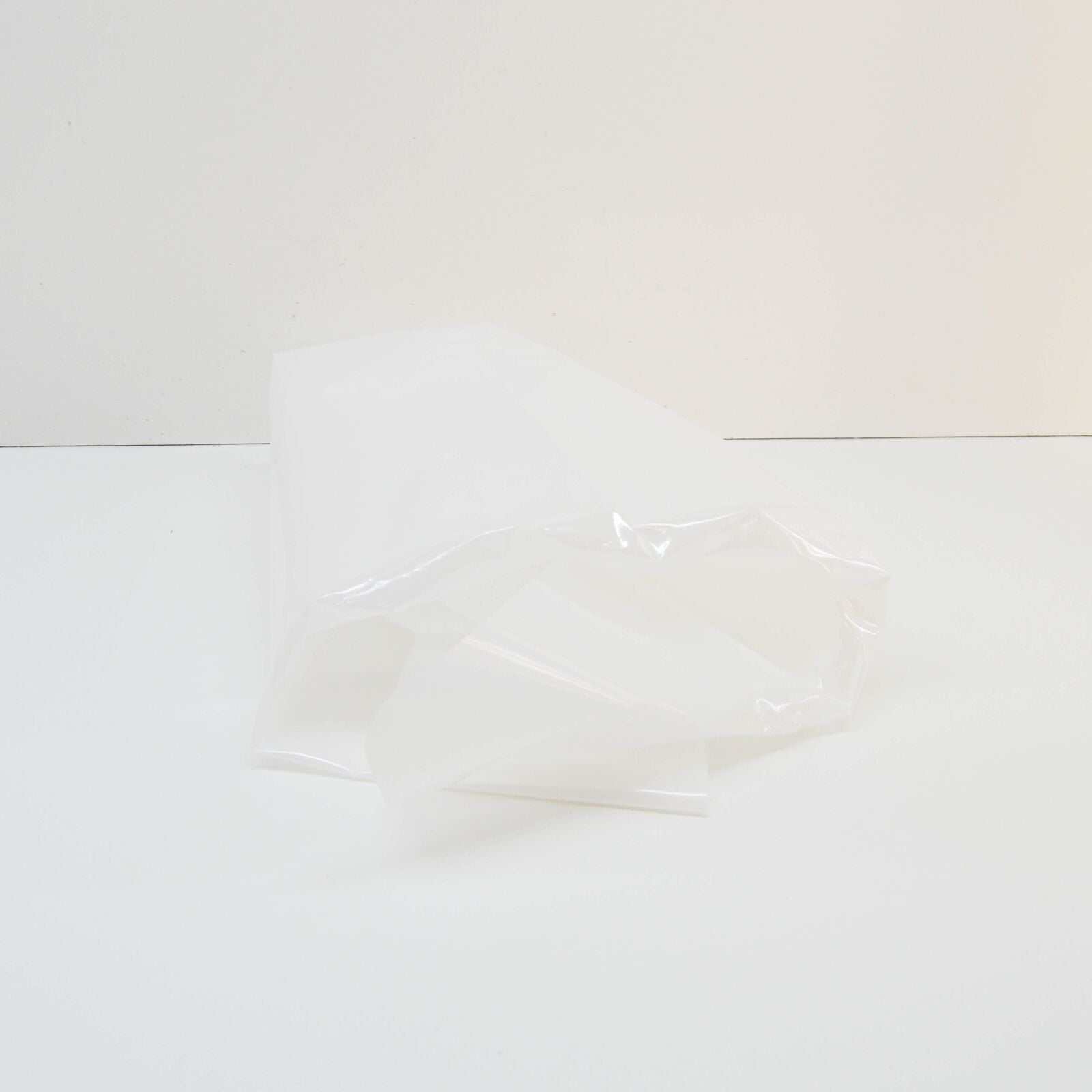 NEW MERCEDES-BENZ G W463 FRONT LEFT DOOR SEAL A4637270530 ORIGINAL