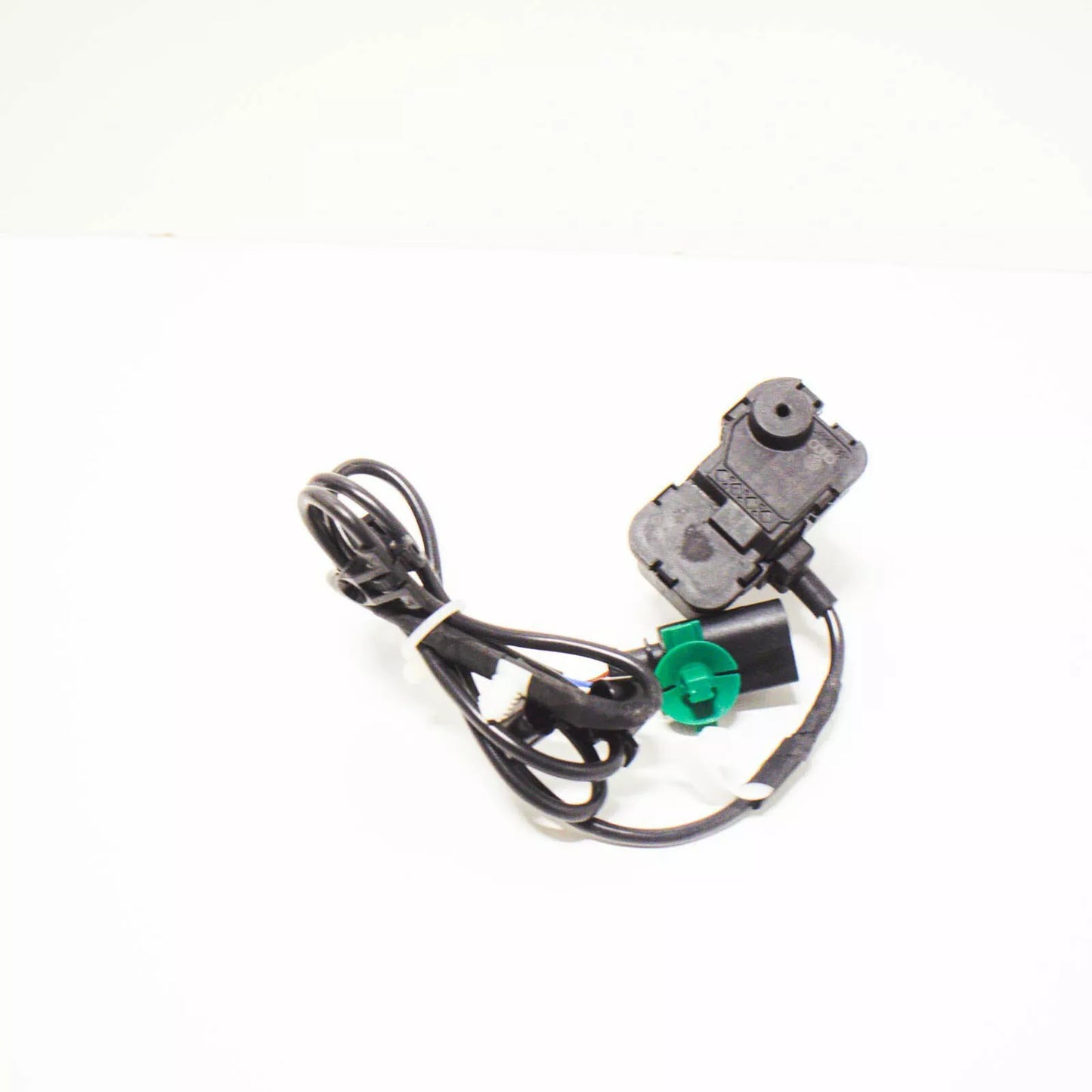 NEW VW AMAROK REAR LEFT ELECTRIC THROTTLE CONTROL ELEMENT 2H6810773A