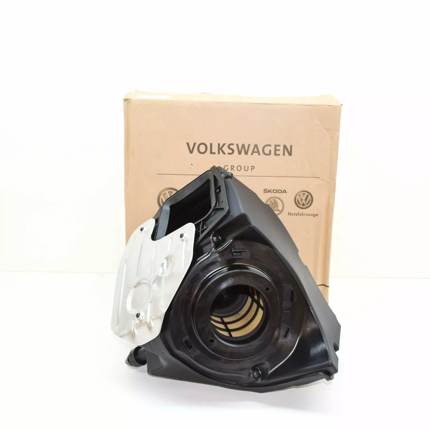 NEW AUDI A5 SPORTBACK 8W6 AIR CLEANER FILTER BOX 8W0133837P ORIGINAL