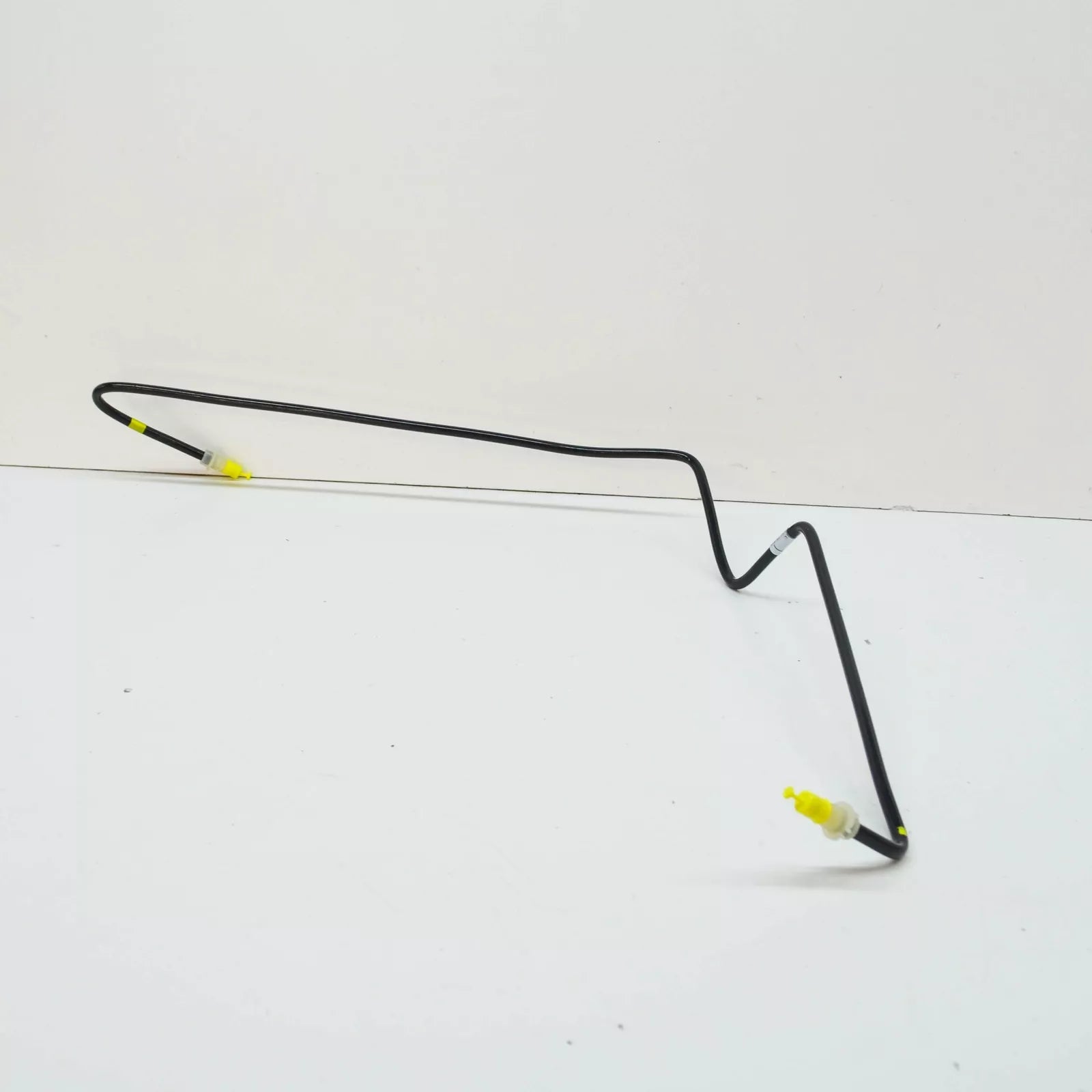 NEW MERCEDES-BENZ SPRINTER 907 910 CLUTCH LINE TUBE LHD A9072901000 ORIGINAL