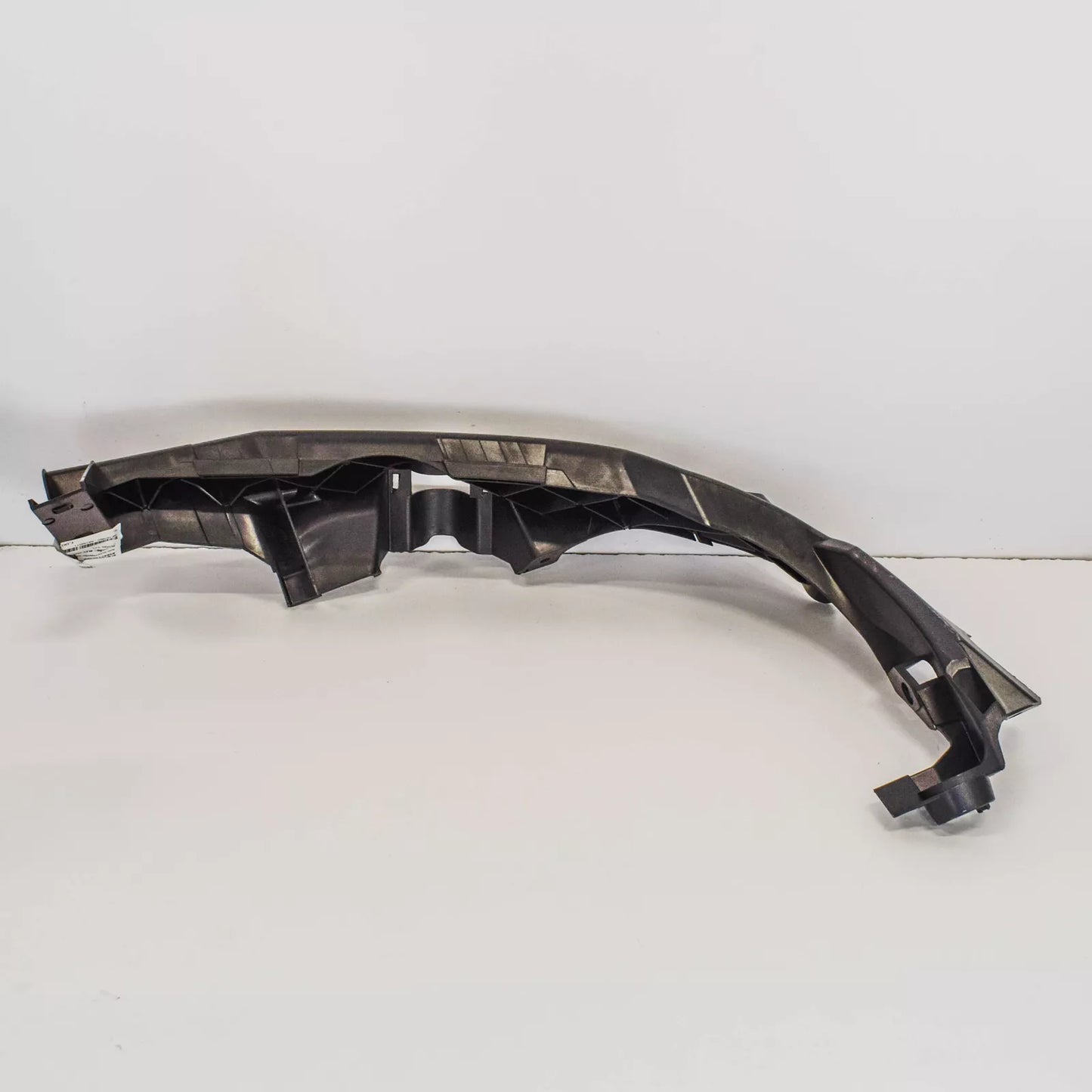 NEW BMW 3 E90 FRONT RIGHT HEADLIGHT BRACKET 51647138402