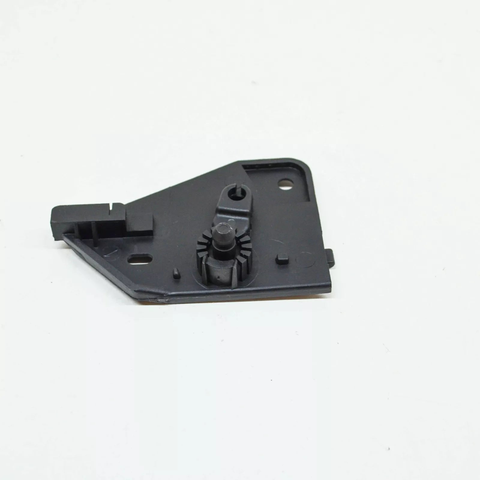 NEW VW TOUAREG 7L HOOD RELEASE HANDLE BRACKET 7L0823633H ORIGINAL