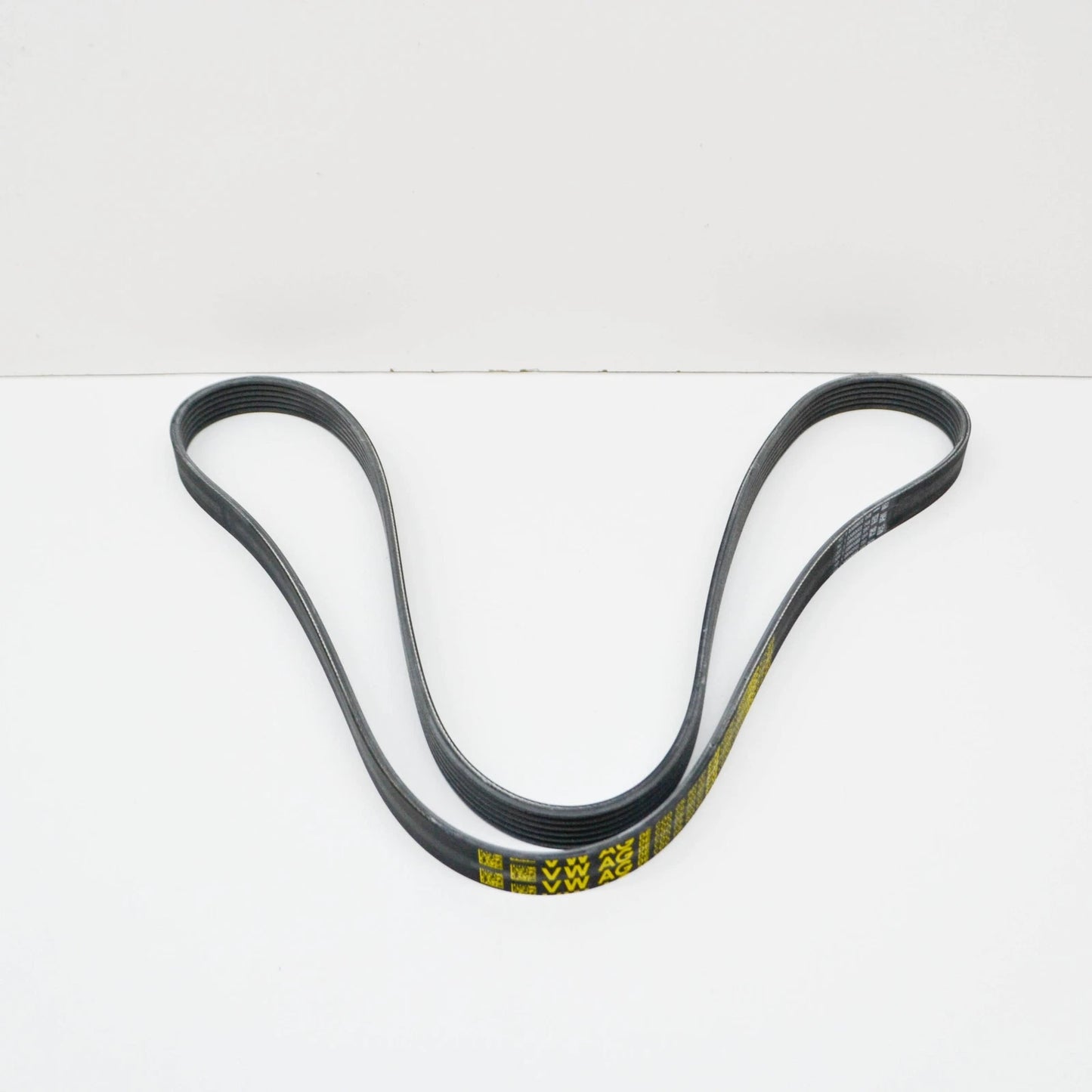 NEW VOLKSWAGEN CRAFTER MK1 2E POLY V-BELT 03L903137AB 2012