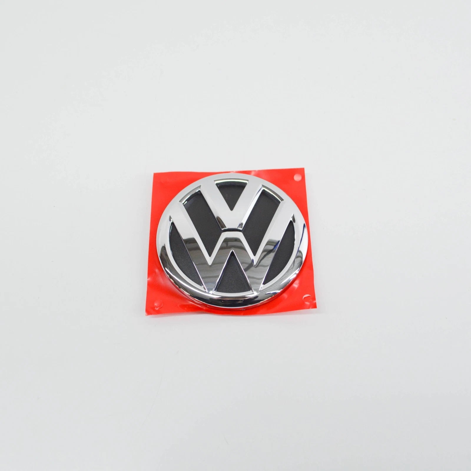 NEW VOLKSWAGEN JETTA MK6 REAR EMBLEM LOGO BADGE 1K9853630AULM ORIGINAL