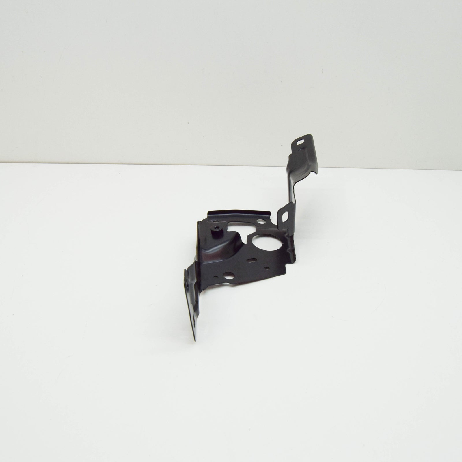 new bmw 4 gran coupe g26 front left fender holder 41009466093 original