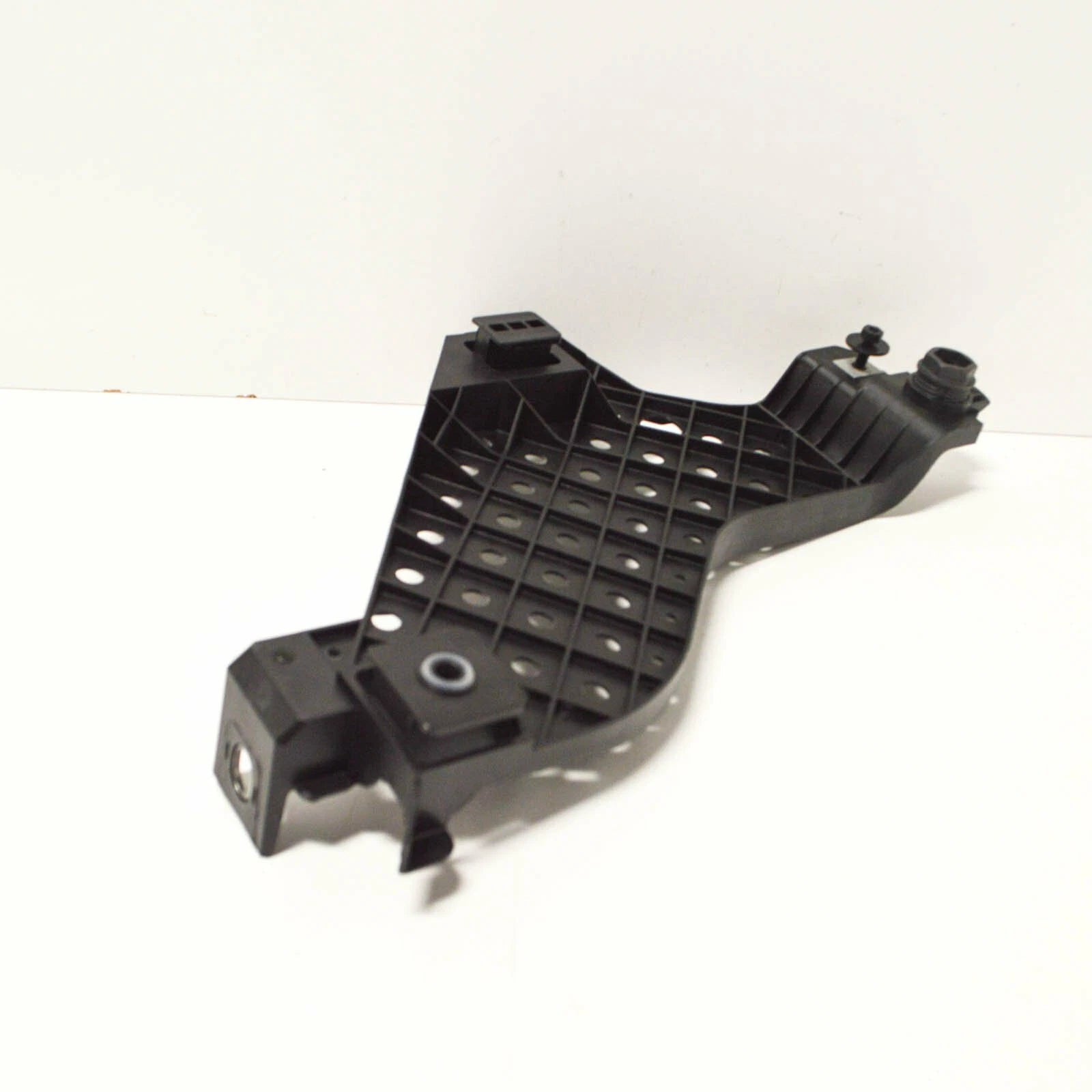 NEW AUDI Q3 8U FRONT RIGHT HEADLIGHT LAMP RETAINER 8U0941454 2014 ORIGINAL