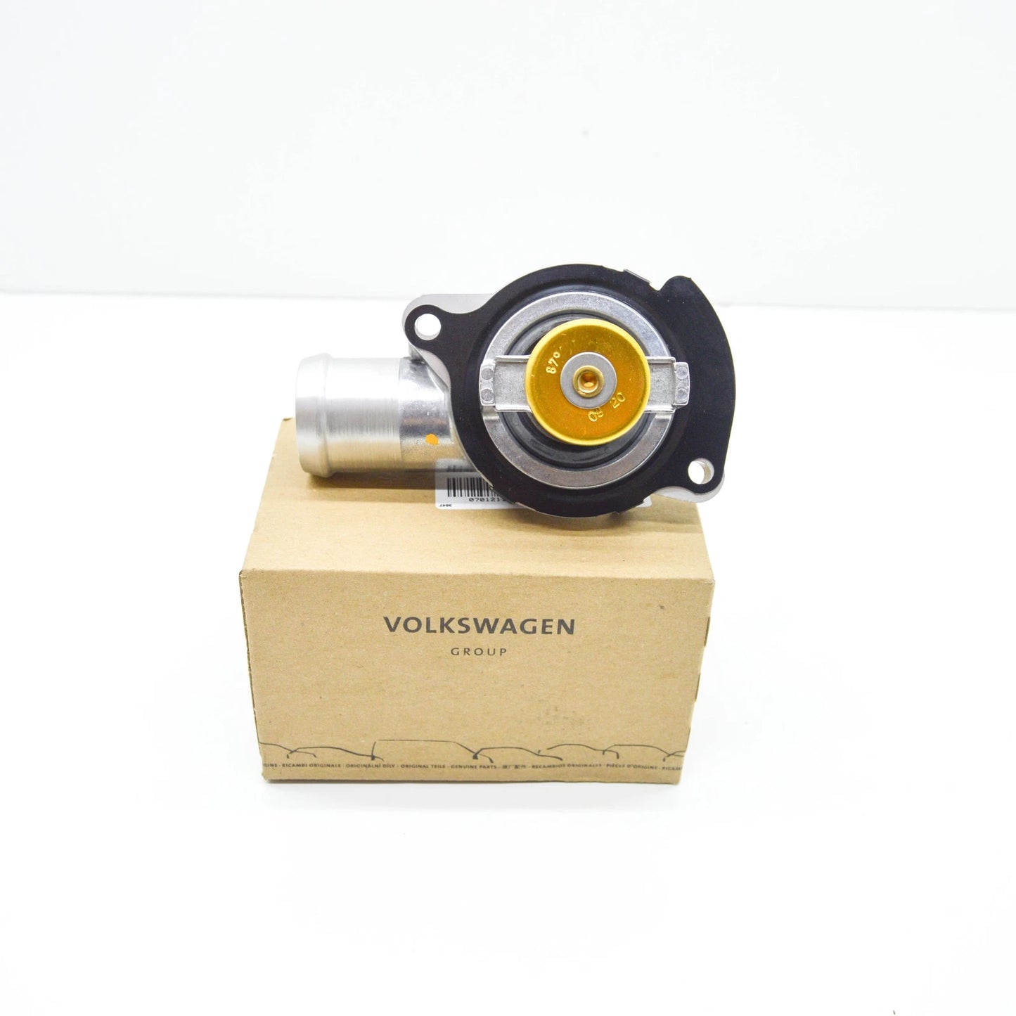 NEW VOLKSWAGEN TOUAREG 7L COOLANT THERMOSTAT 070121114