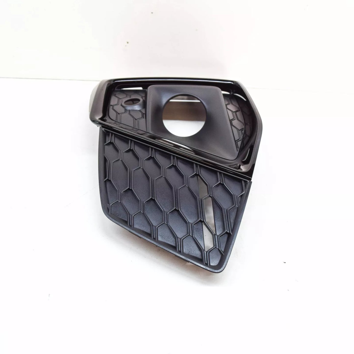 NEW AUDI A5 CABRIO 8W6 FRONT BUMPER LEFT UPPER GRILLE S-LINE 8W6807681TT94