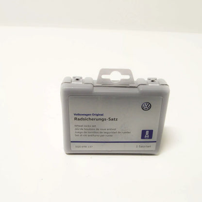 NEW VOLKSWAGEN GOLF MK7 ESTATE WHEEL LOCK BOLTS SET 5Q0698137
