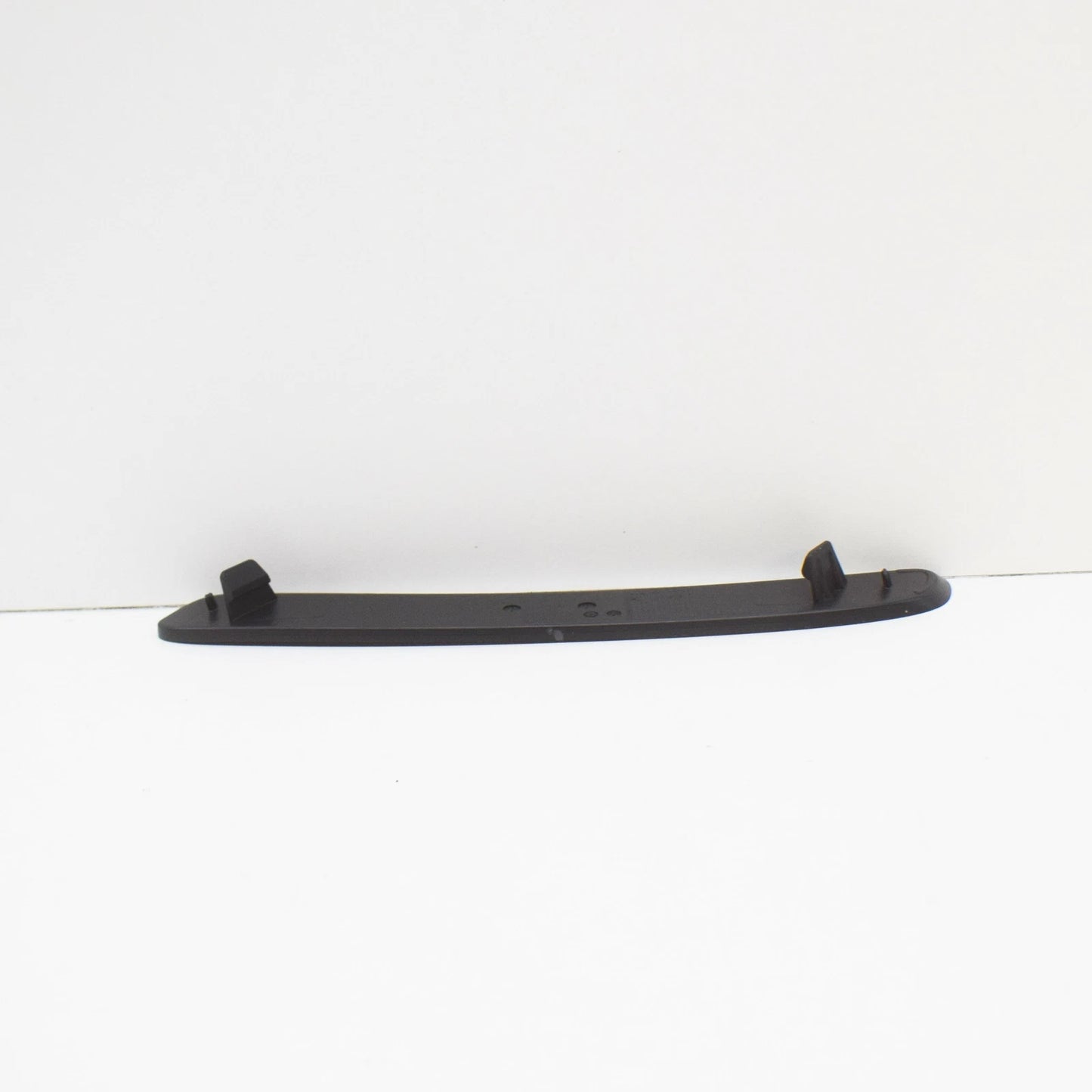 NEW MERCEDES-BENZ A-CLASS W176 REAR BUMPER RIGHT GRILLE TRIM A1768850153