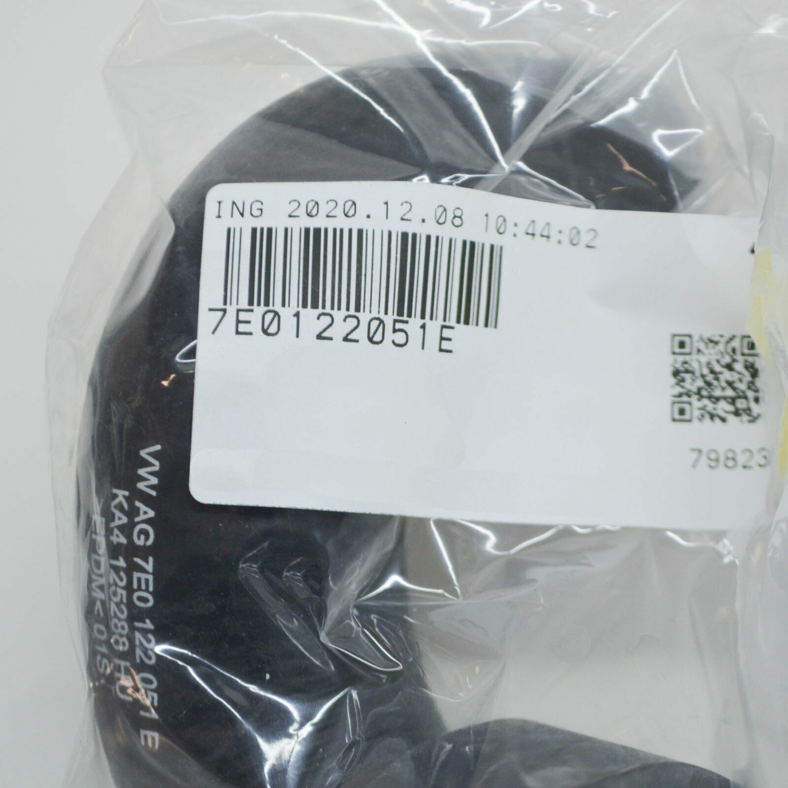 NEW VOLKSWAGEN TRANSPORTER T6 COOLANT HOSE 7E0122051E ORIGINAL