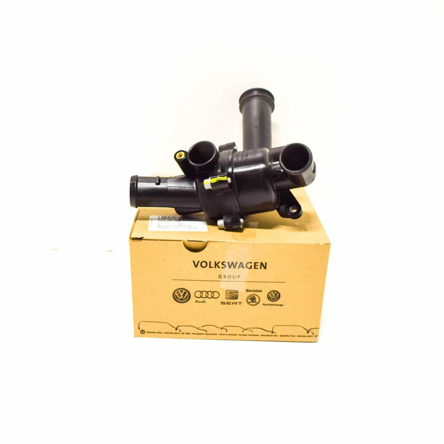 NEW VOLKSWAGEN JETTA MK6 THERMOSTAT HOUSING 07K121115D 2.5 PETROL ORIGINAL