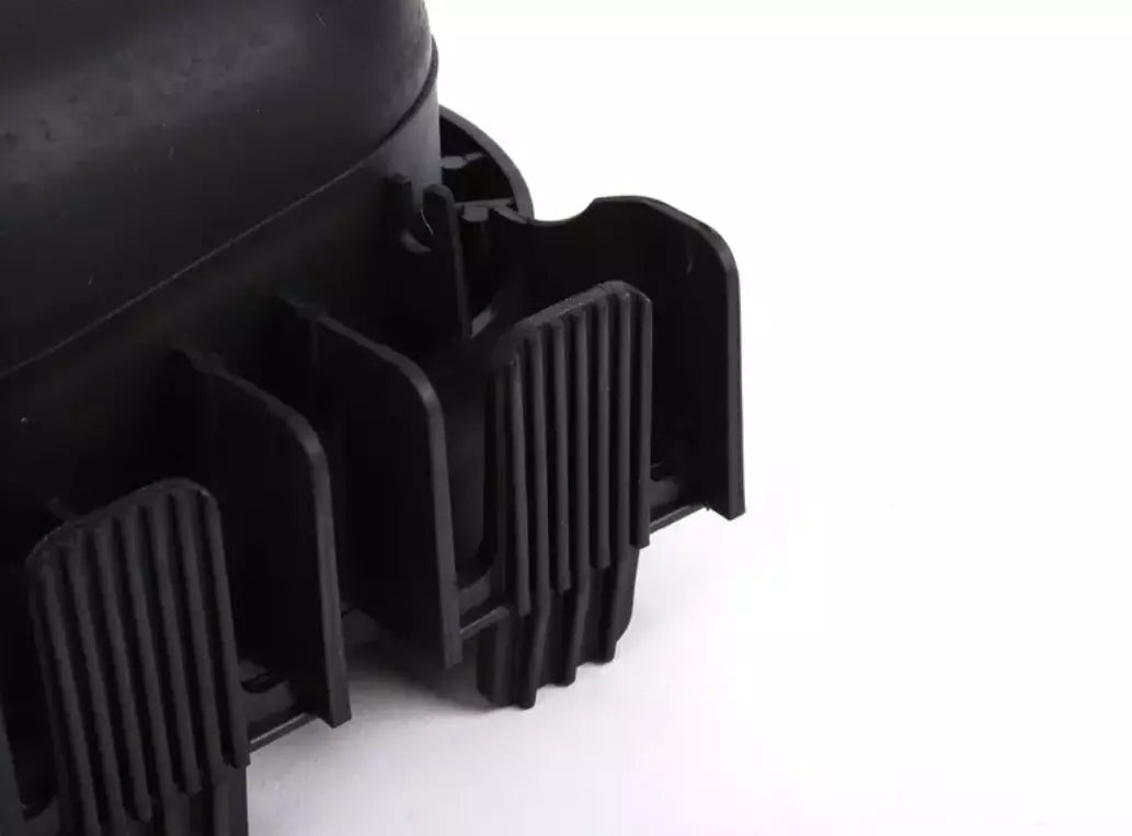 NEW BMW 3 E46 RIGHT HEADLIGHT LOW BEAM COVERING CAP 63127179830 7179830 ORIGINAL