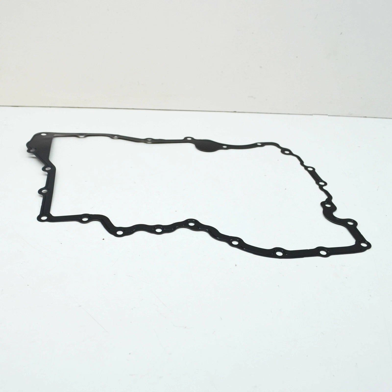 NEW BMW M5 F90 LOWER ENGINE OIL PAN SUMP GASKET 11137852272 ORIGINAL