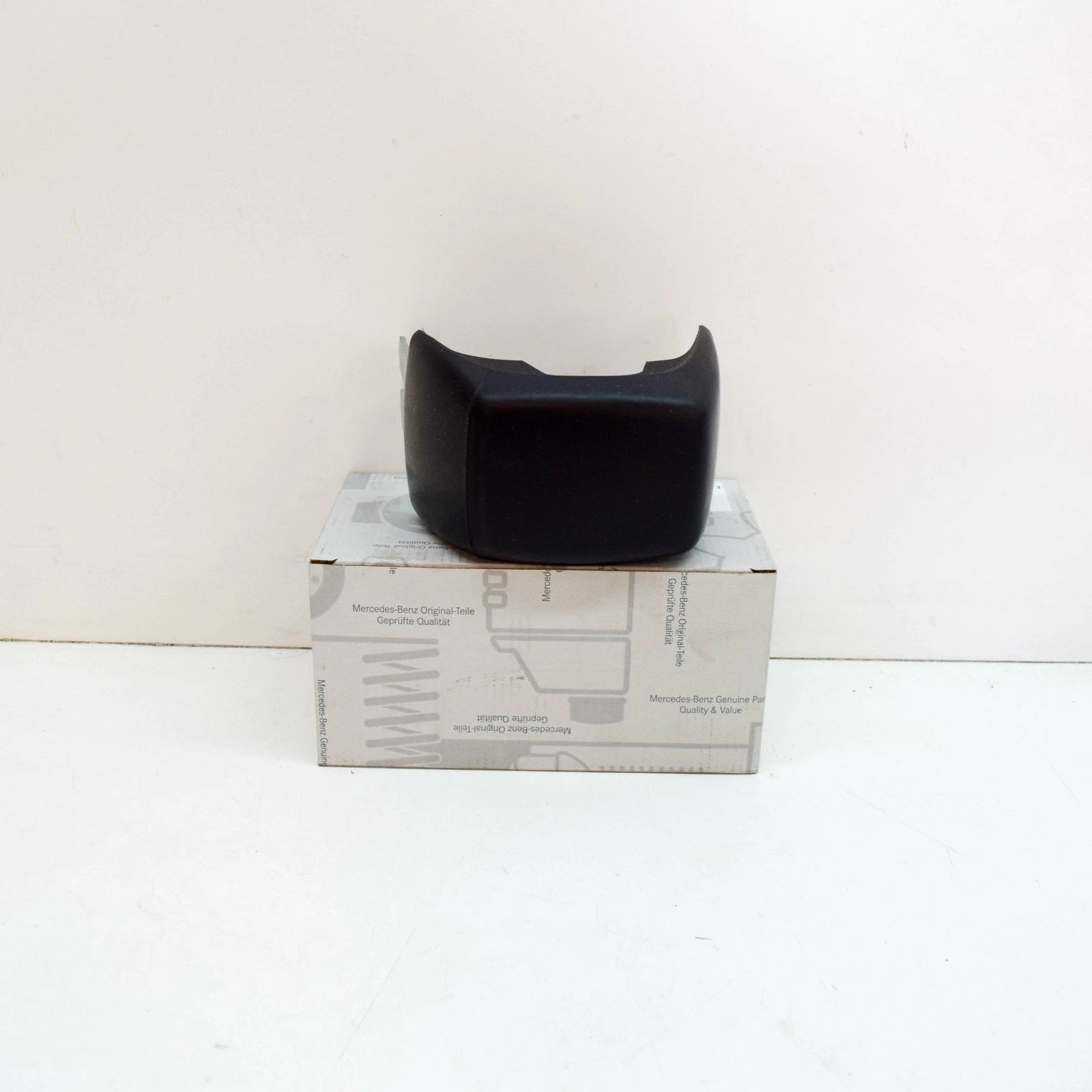 NEW MERCEDES-BENZ SL R107 REAR RIGHT BUMPER GUARD A1168800855