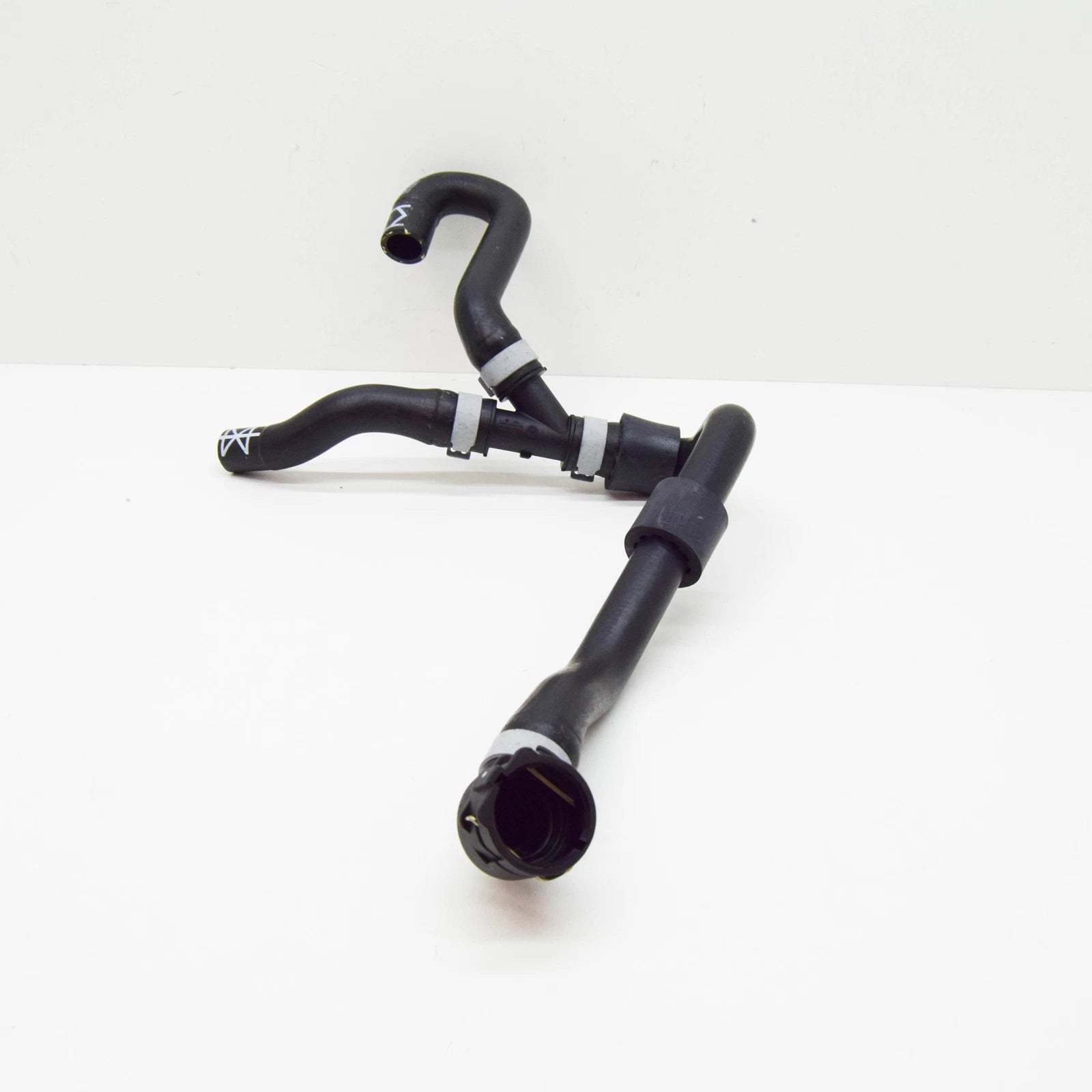 NEW VW GOLF CD MK8 COOLANT HOSE WITH QUICK RELEASE COUPLING 5Q0122051ER ORIGINAL